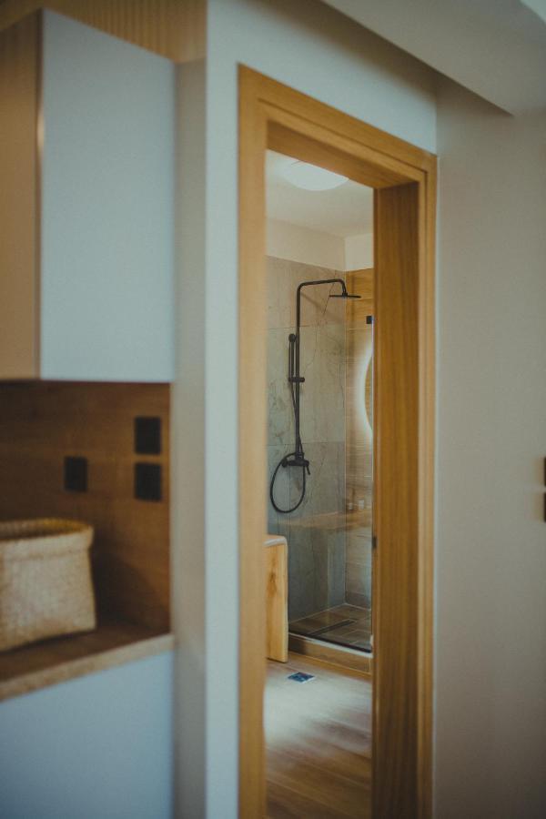 Peri Elxis Luxury Suites Mouresi Exterior photo